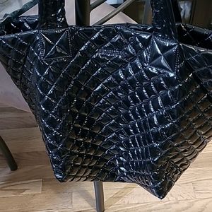 Black Lacquer Medium Metro Tote Deluxe
